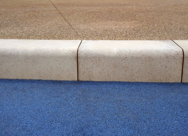Curb And Sidewalk Installation in Ventura