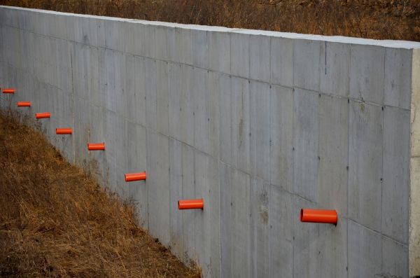Cement Wall Pouring in Ventura