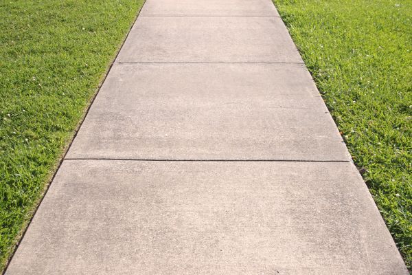 Cement Sidewalk Replacement in Ventura