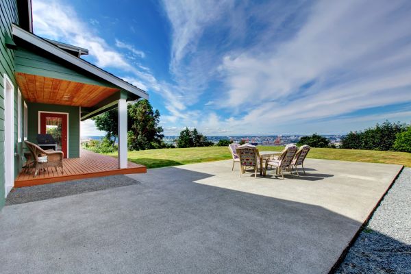 Backyard Concrete Paving in Ventura