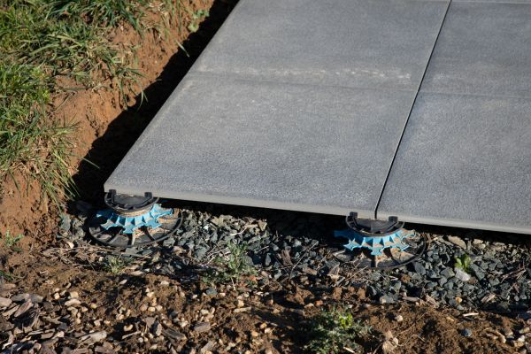 Sidewalk Slab Installation in Ventura
