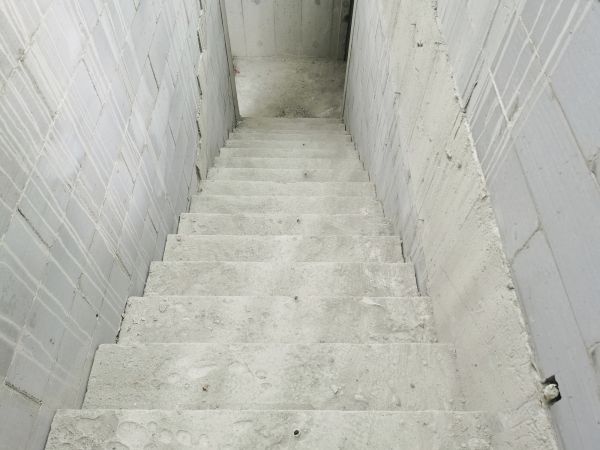 Step Pouring in Ventura