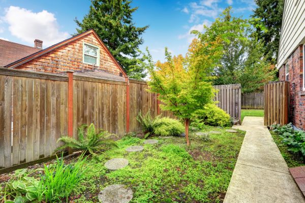 Backyard Walkway Construction in Ventura